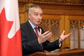 Par stéphane parent publié le vendredi 9 août david macnaughton, qui a aidé le canada à traverser les difficiles négociations de l'alena, annonce son départ comme d'ambassadeur du canada aux. Philippe Zeller Nouvel Ambassadeur De France Pres Le Saint Siege