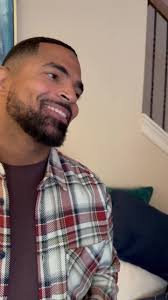 Rolonda Tells Anthony to Take a Shower and Move His Car Out of Her Yard!