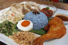 Masakan melayu adalah masakan orang melayu dari malaysia, indonesia, singapura, dan brunei. Asal Usul Nasi Kerabu Izzati Suhaide