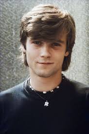 Už v roce 1988 vyšel asi jeho nejúspěšnější film, který natočil se svým parťákem sagvanem tofi, kamarád do deště. Is Lukas Vaculik Gay