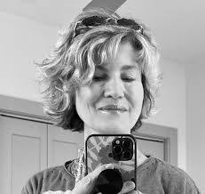 Lisa Estill's Instagram, Twitter & Facebook