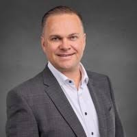 5000+ "Néven" profiles