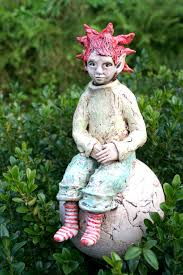 Keramik Elfe By Mj Arts Im Shop Erhaltlich Tonskulpturen Lustige Figuren Keramik Kunst