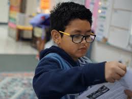 Henderson teacher talks back to school