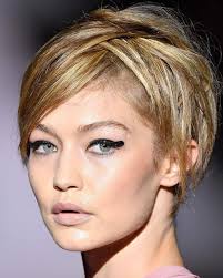 Auf wunderweib.de finden frauen alles, was das leben wunderbar weiblich macht. Kurzhaarfrisuren Die 5 Coolsten Trends Cosmopolitan