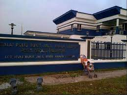 Di mana balai polis trafik ampang jaya? Pusat Internet