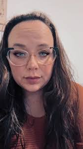 Ellen Labonte's Instagram, Twitter & Facebook