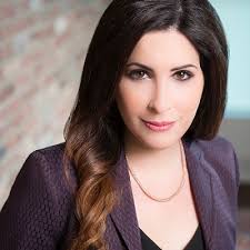 Heather Cohen's Instagram, Twitter & Facebook