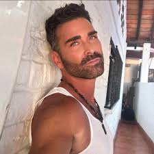 Treat Your Mate or Date to a Bundy Royal Liqueur from Our Bottlo! 🍫🍌🍮  This Valentine's Day (or any day), spoil your mate or date with something  truly special—Bundy Royal Liqueurs. Our