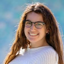 Mallory Falk's Instagram, Twitter & Facebook