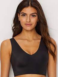 13 Sleep Bras That Are Supportive Comfy Enough To Wear All Night Glamour
