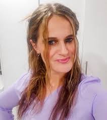 Louise Hooker's Instagram, Twitter & Facebook