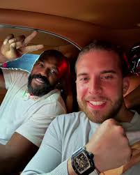 Kelvin Webb (@kelvinwebb32)