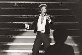 Follow me on twitter @realsirtomjones follow me on instagram @realsirtomjones. Der Sanger Tom Jones Wird Achtzig Jahre Alt