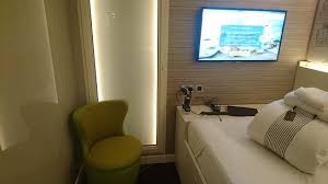 Like all premier inns, it offers a solid standard of. Interior Picture Of Hub By Premier Inn London Westminster St James S Park Hotel Tripadvisor