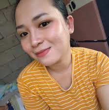 kinsa nangita og work pm me ngita kog driver😊 Paki pm lang ko Ani na acc.  Kaisly Faye salamat