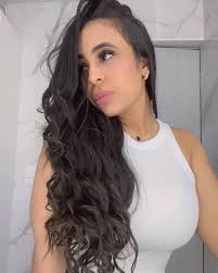 Mejor es el Fin del asunto que su Principio🪽 Ecl. 7:8 • • • • • • 📸Random  Selfies🤍Curls By Me🌝