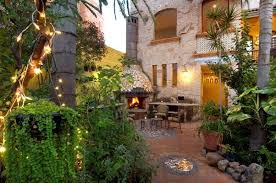 Bonita y gran casa independiente de 3 plantas en horche, a 13,5 km de guadalajara capital. Property Tour Of Guadalajara Hotel Casa De Las Flores Bed And Breakfast In Tlaquepaque Jalisco Mexico The Folk Mexican Patio Mexican Home Design Tlaquepaque
