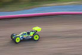 When a remote control car like the traxxas ford gt 4tec 2.0 4wd will cost you a few hundred rather than the tens of thousands the real deal would, an rc car compromise suddenly doesn't feel all that bad a deal. Pin On Rc