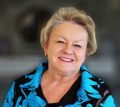 Amazon.com: On Beyond Bugs! All About Insects (The Cat in the Hat's  Learning Library): 9780679873037: Rabe, Tish, Ruiz, Aristides: Books