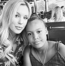 Lacey Hester's Instagram, Twitter & Facebook