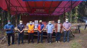 Jkm boleh membantu meringankan bebanan hidup terutamanya bagi mereka yang ditimpa kesusahan. Yayasan Jdt On Twitter Program Penyerahan Bantuan Kepada Masyarakat Orang Asli Yang Terjejas Akibat Banjir Yayasan Jdt Yjdt Melalui Program Yjdt H E R O Dengan Kerjasama Jabatan Kebajikan Masyarakat Negeri Johor Jkmnj Telah Membuat Agihan
