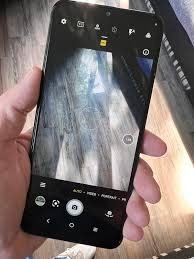 TCL 30 SE Review - What Gadget