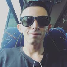 El Doomsday de la serie de Superman y Lois luce infinitamente mejor que el  de la película de mierda de Zack Snyder.