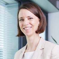 Angela Hofer's Instagram, Twitter & Facebook