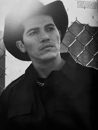 No business looking that fine sir😮‍💨