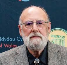 Stephen Lyons British Voice-over Talent UK