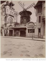 Grâce à eux, l'âme du chanteur plane désormais sur cette magnifique demeure. Die Geschichte Des Cabarets Moulin Rouge Pariscityvision