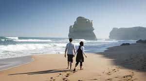 More than 52,000 vouchers to qualify for the scheme, you must be a victorian resident over the age of 18, and spend at least $400. Rpqdtejckitstm