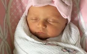 Births: Annie Weinberg