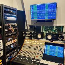 As a food entrepreneur, you need a place where you have the freedom to create. The Kitchen Recording Studios Home Facebook