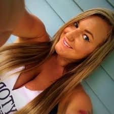 Jamie Robinette (@21JROB21)