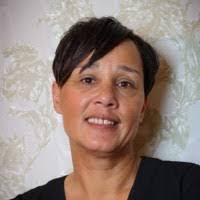 Yvette Bain's Instagram, Twitter & Facebook