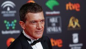 Check out the latest pictures, photos and images of antonio banderas from 2020. Spanish Actor Banderas Says Tested Positive For Covid 19 Cgtn