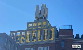 Das dortmunder u, ein denkmalgeschütztes industriehochhaus aus dem jahre 1926, gilt als markantes wahrzeichen der stadt. Feministische Kunst Und Mannliche Models Manga Und Dinosaurier Die Digital Angebote Der Museen In Dortmund Nordstadtblogger