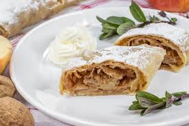 Schneller Wiener Apfelstrudel Rezept Rezept Apfelstrudel Rezept Rezepte Apfelstrudel