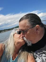 What are some good restaurants or venues in New Hampshire for a 50th  wedding anniversary party?