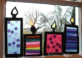 Diy Kerzen Furs Fenster Mit Kindern Weihnachtsgeschenke Basteln Basteln Weihnachten Weihnachtsbasteln Weihnachtszeit Basteln