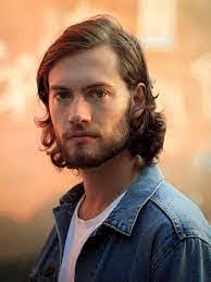 Victor Trumble's Instagram, Twitter & Facebook