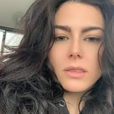 Stray cat spotted in Suncadia, possible ownership and location