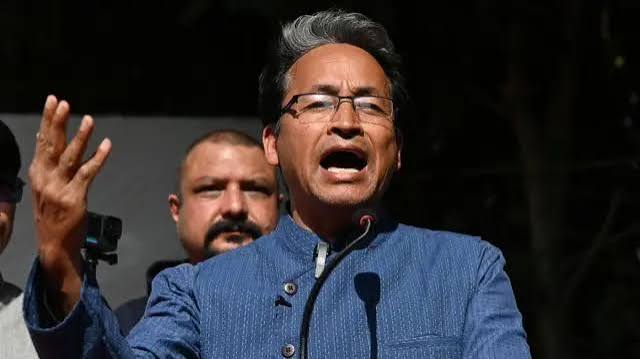 सोनम वांगचुक अब लद्दाख में चीन की सीमा तक क्यों करने जा रहे हैं मार्च - प्रेस रिव्यू - BBC News हिंदी