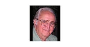 Lily Hanks's Instagram, Twitter & Facebook