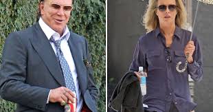 The site owner hides the web page description. 9 1 2 Weeks Stars Mickey Rourke And Kim Basinger Together Again