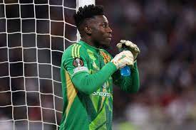 Onana se reapresenta ao Manchester United com futuro indefinido