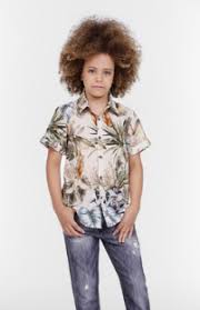 Abbigliamento per ragazzi di gran stile. Moda Teenager Primavera Estate 2021 Gruppo Printemps Dettaglio Abbigliamento Bambini