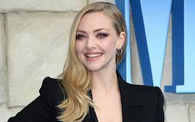 Never confirms who sophie's dad is, but fans have a convincing theory. Mamma Mia 2 Interview Mit Amanda Seyfried So War Das Kennenlernen